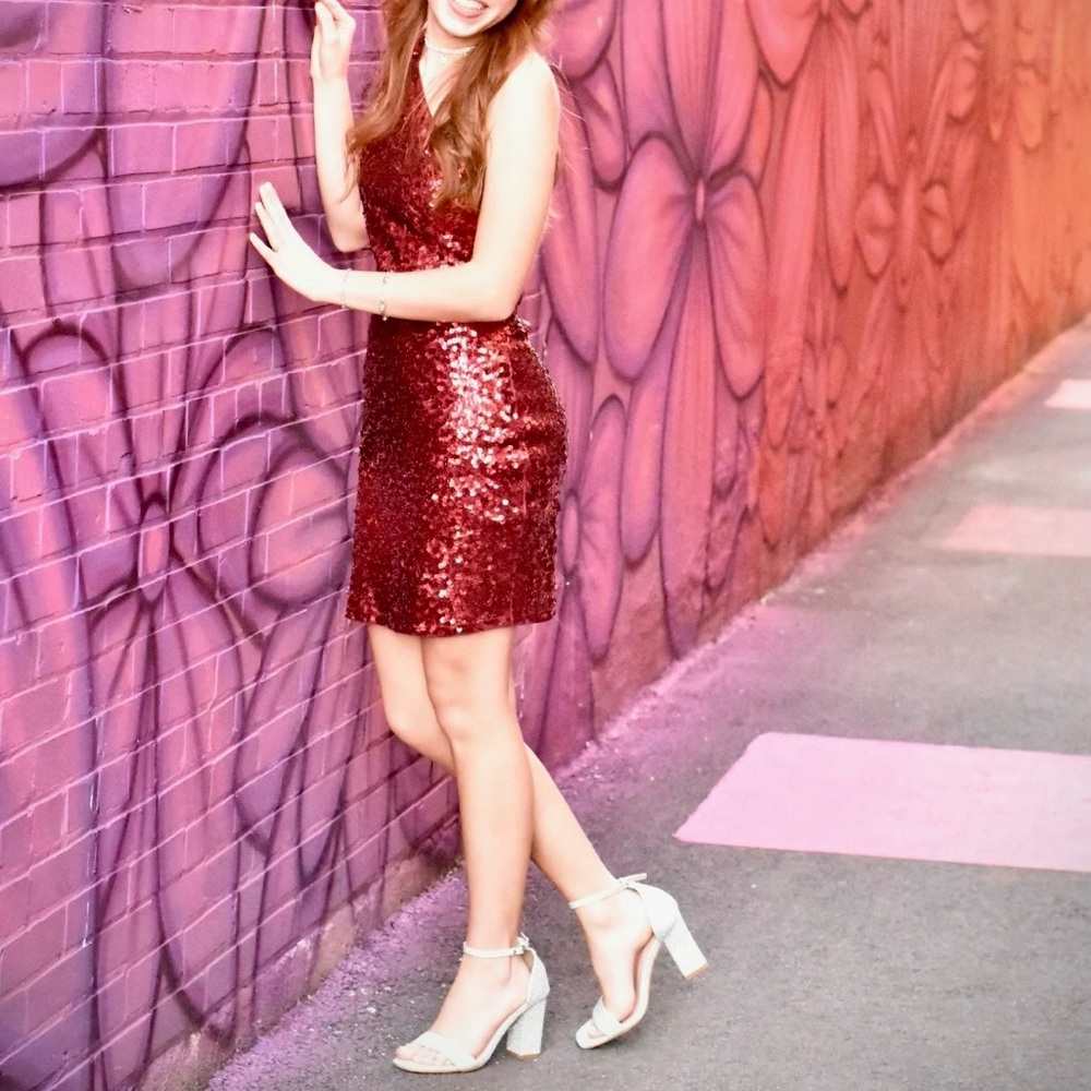 Sequin one shoulder style dress!